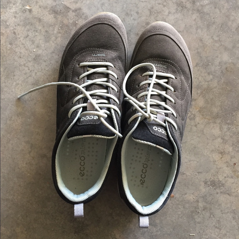 Ecco sneakers